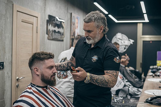 Land Rover i Jaguar servis Beograd | Barber shop Ivan